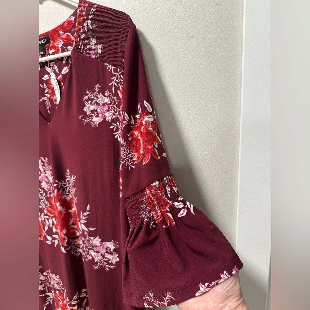ROZ & ALI size LARGE Burgundy Floral  Dress. - Picture 4 of 7